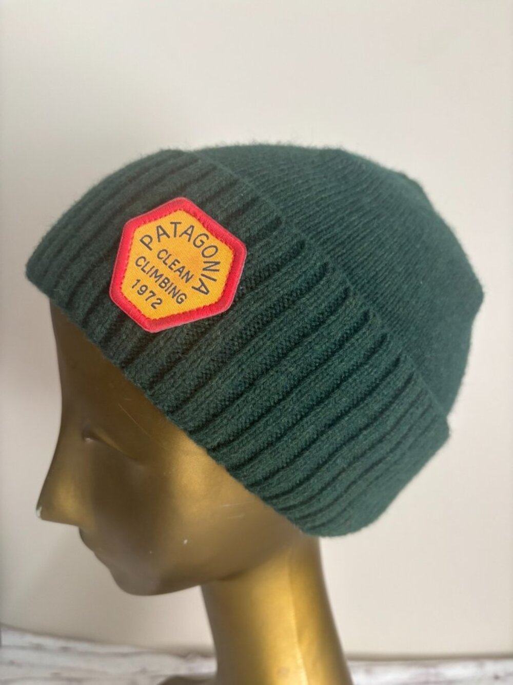 Patagonia Brodeo Beanie Hat Clean Climb Patch Pinyon Green Wool Hiking Outdoor